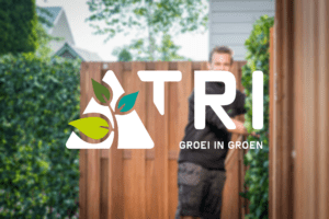 TRI-logo_Foto-achtergrond